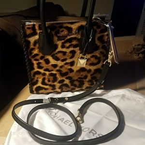 MICHAEL KORS MERCER LEOPARD CALF HAIR CROSSBODY